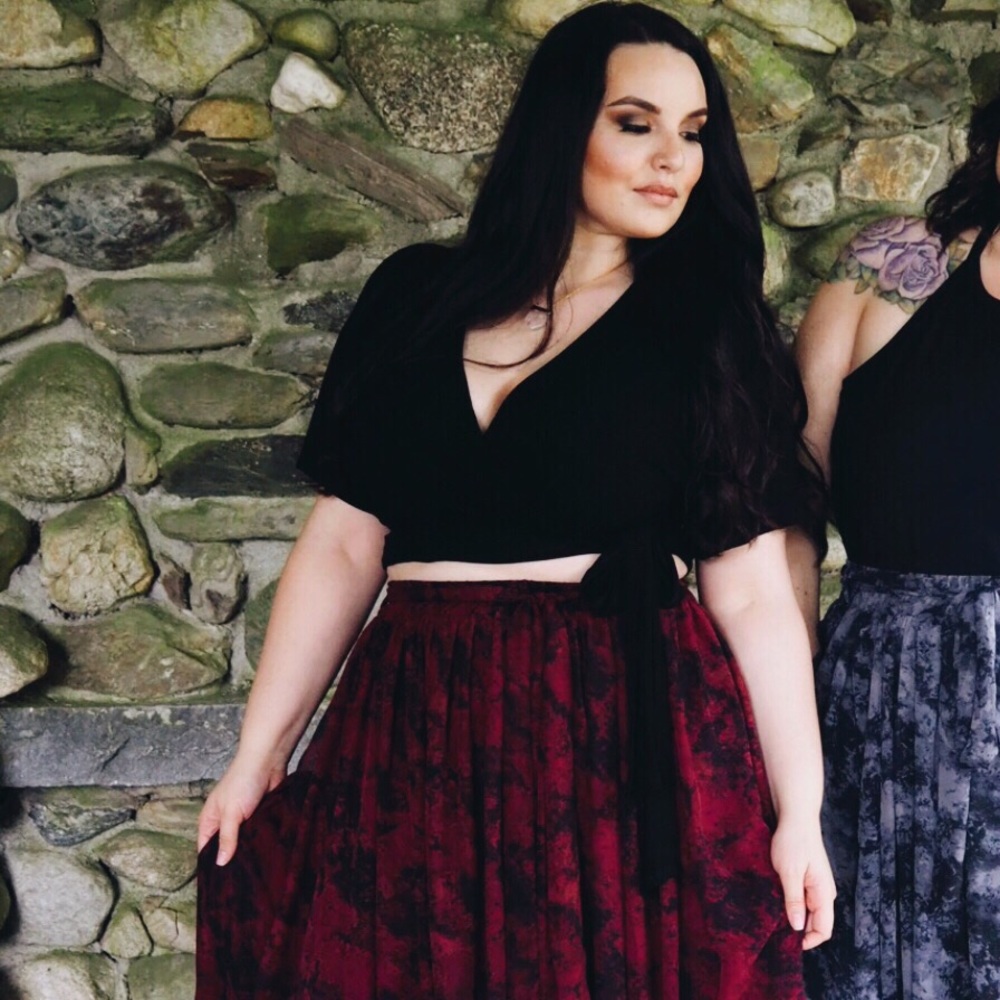 Plus Size ‘Cortese’ Wrap Front Crop Top - Picture 7 of 7